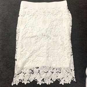 White lace pencil skirt